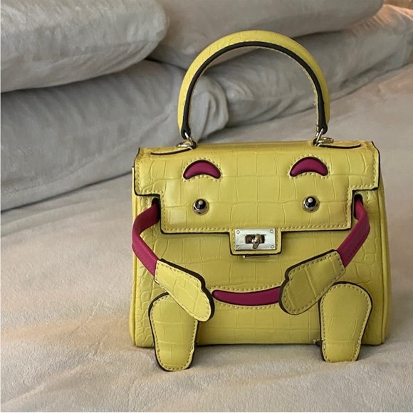 20cm yellow crocodile hot pink doll idolle Picto handbag - Picture 1 of 4